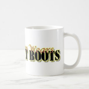 Mug Mon homme porte des bottes de combat