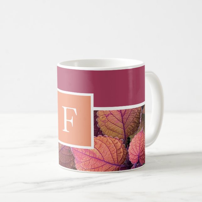 Mug Monogram burgundy pêche tonus chaud feuilles (Devant droit)