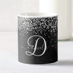 Mug Monogramme à étincelle noire à Parties scintillant<br><div class="desc">Personnalisez facilement ce design élégant et branché de tasse à café avec une jolie parties scintillant brillante en argent sur un arrière - plan métallique brossé noir.</div>