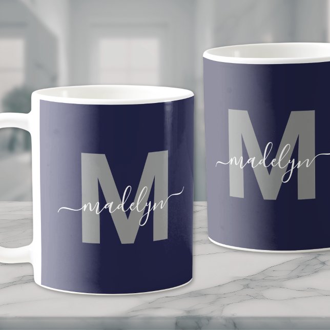 Mug Monogramme bleu marine (Navy Blue Monogram Coffee Mug)
