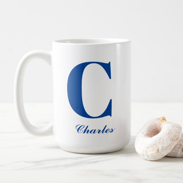 Mug Monogramme bleu personnalisé initial et nom (Avec donut)