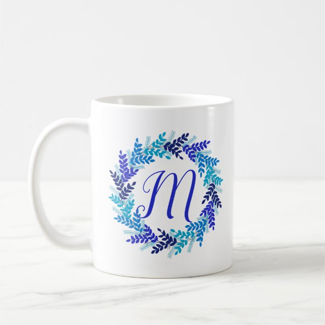 Mug Monogramme bleu Première couronne de café de Noël  (Gauche)