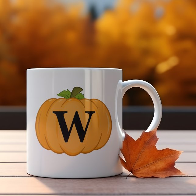 Mug Monogramme Citrouille orange (Create your own monogrammed coffee cup for autumn.)