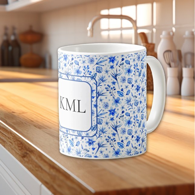Mug Monogramme Cobalt Blue Flowers & Motif Feuille 11o (Créateur téléchargé)