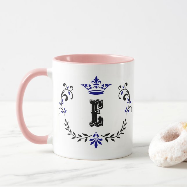 Mug Monogramme de couronne 'E' (Avec donut)