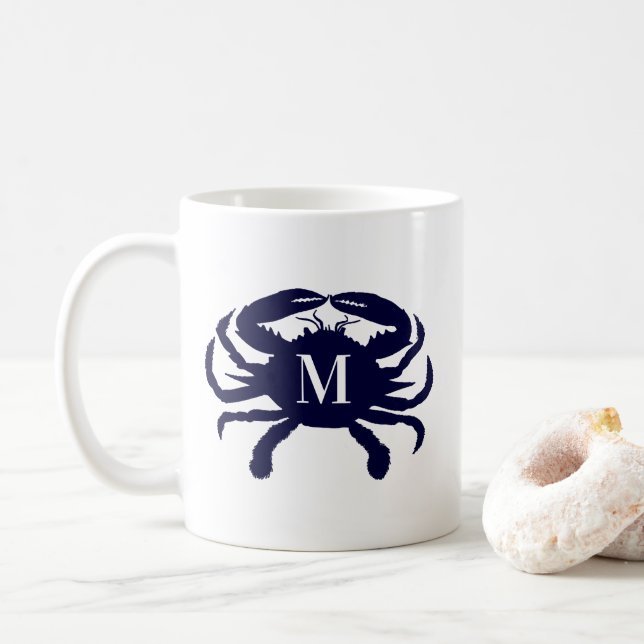 Mug Monogramme de crabe bleu foncé (Avec donut)