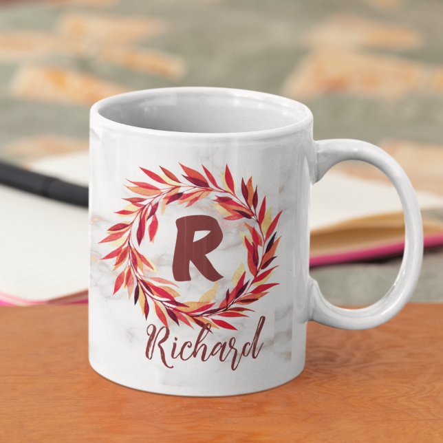 Mug Monogramme de la lettre initiale de laurier floral (Créateur téléchargé)