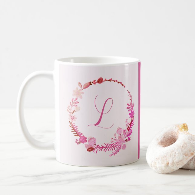 Mug Monogramme de lettre initiale floral rose élégant  (Avec donut)