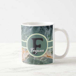 Mug Monogramme de nom de famille initial de pierre pré