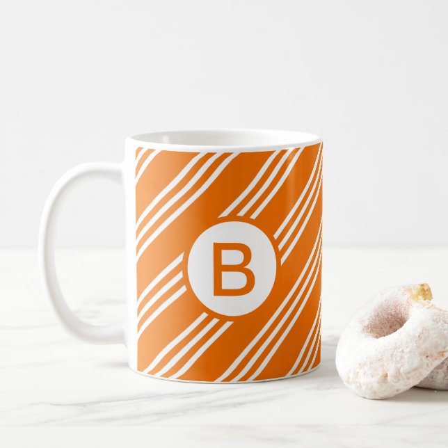 Mug Monogramme diagonale orange trié (Avec donut)