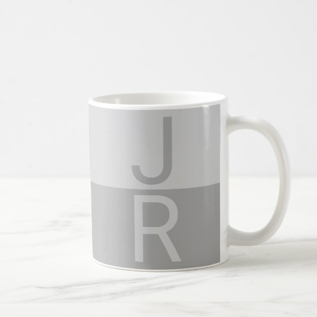 Mug Monogramme d'initiales modernes Gris clair et Gris (Droite)