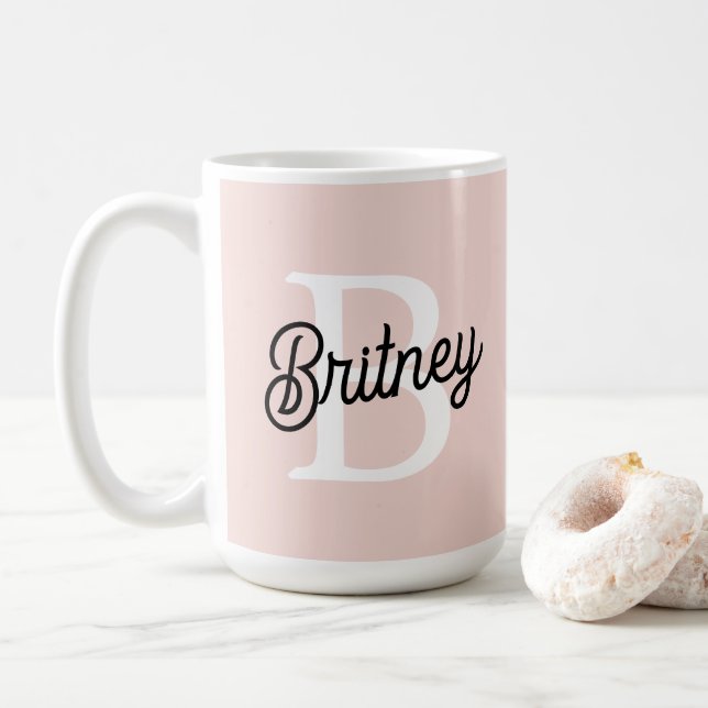 Mug Monogramme et nom personnalisé moderne Pastel Pink (Avec donut)