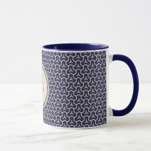 Mug Monogramme géométrique de motif d'abrégé sur c