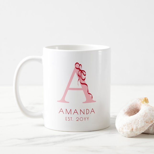 Mug Monogramme girly chic à nœud papillon rose moderne (Avec donut)