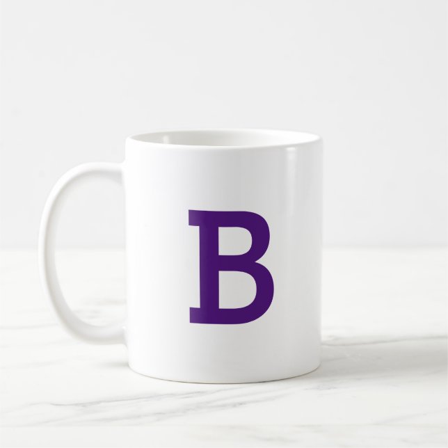 Mug Monogramme moderne minimal Lettre initiale violet  (Gauche)
