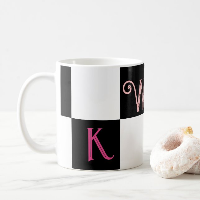 Mug Monogramme moderne noir et blanc (Avec donut)