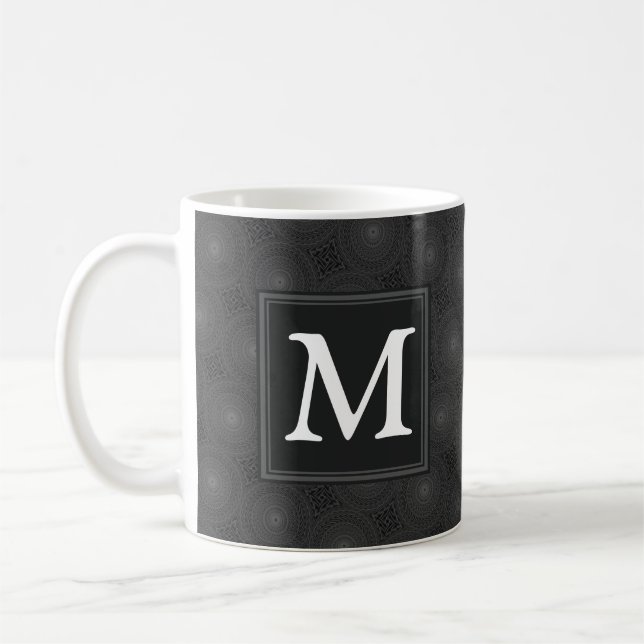 Mug Monogramme motif des cercles de charbon (Gauche)