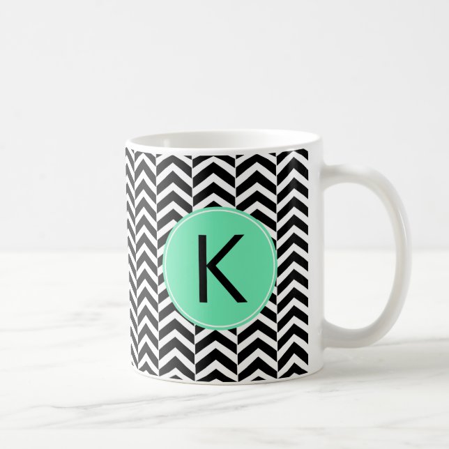 Mug Monogramme Noir, Mousse de mer blanche Motif Chevr (Droite)