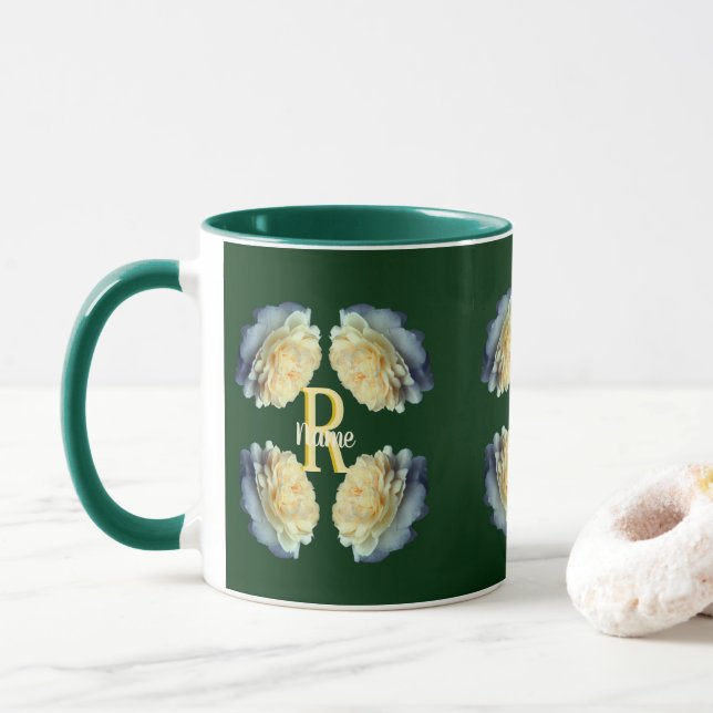 Mug Monogramme personnalisé initial nom Roses jaunes (Avec donut)