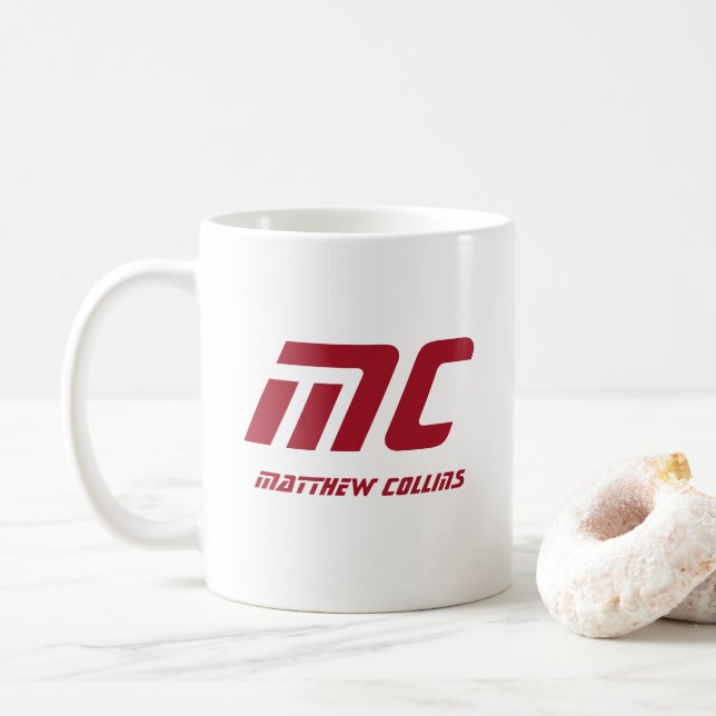 Mug Monogramme Rouge Moderne Nom Gras Personnalisé pou (Avec donut)