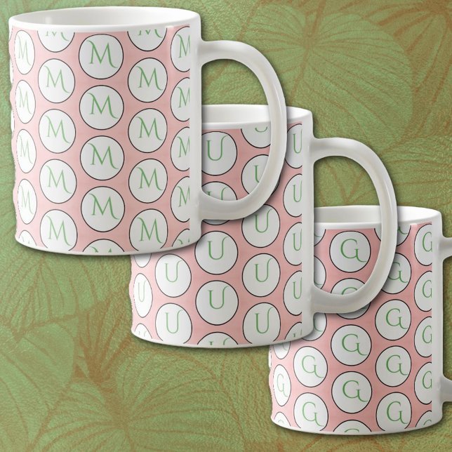 Mug Monogramme sur rose pâle (Créateur téléchargé)