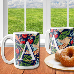 Mug Monogramme vintage William Morris 'Strawberry Thie