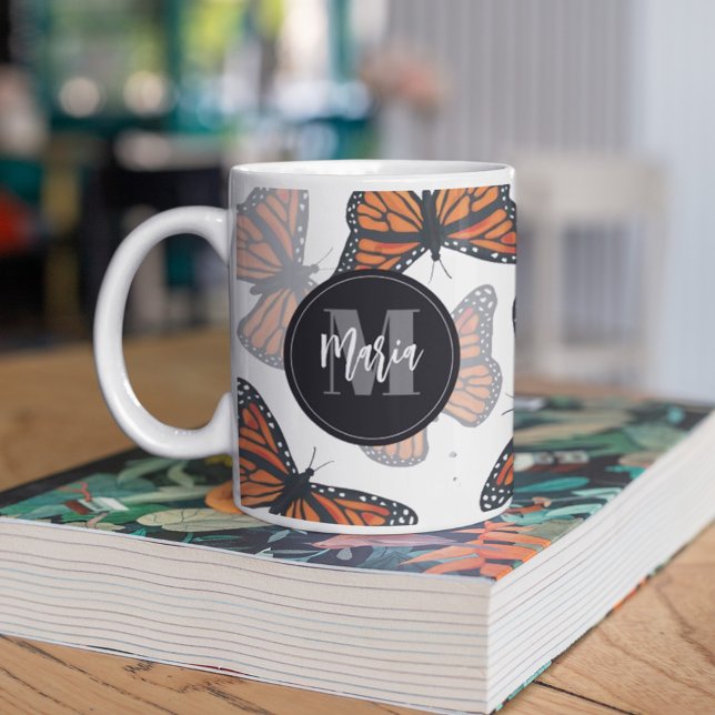Mug Monogrammed moderne Monarch Butterfly (Créateur téléchargé)