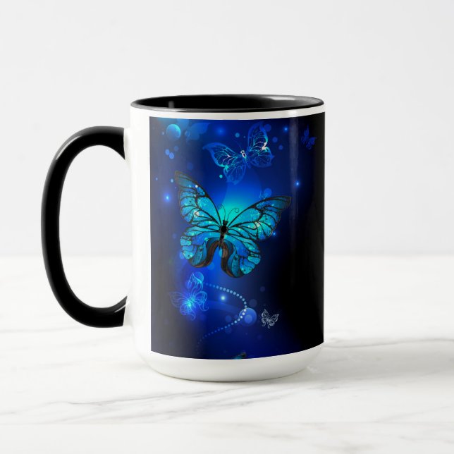 Mug Morpho Butterfly in the Dark Background (Gauche)