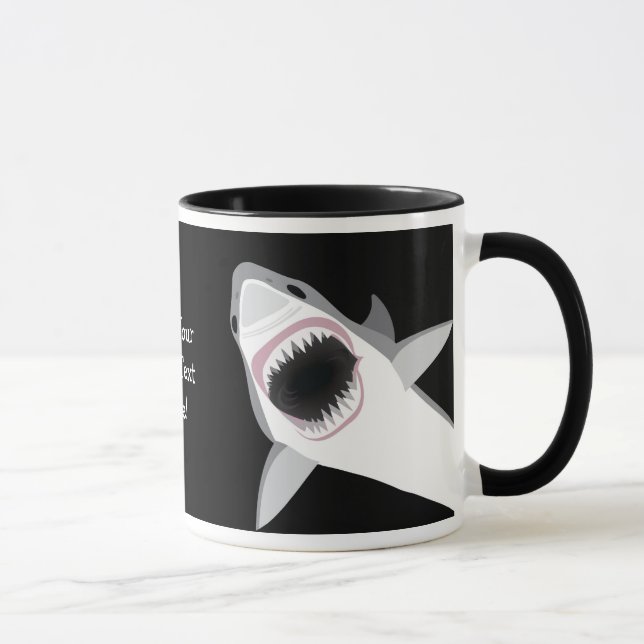 Mug Morsure de requin/texte drôles de coutume attaque (Droite)