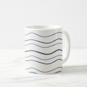 Mug Motif bleu à rayures ondulées minimales côtières