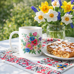 Mug Motif d'art populaire ukrainien vushuvanka