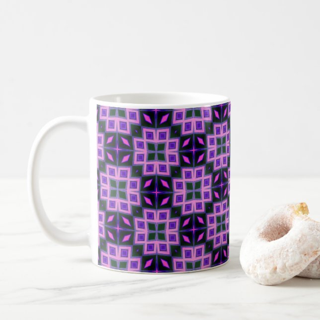 Mug Motif de diamant géométrique violet et rose (Avec donut)