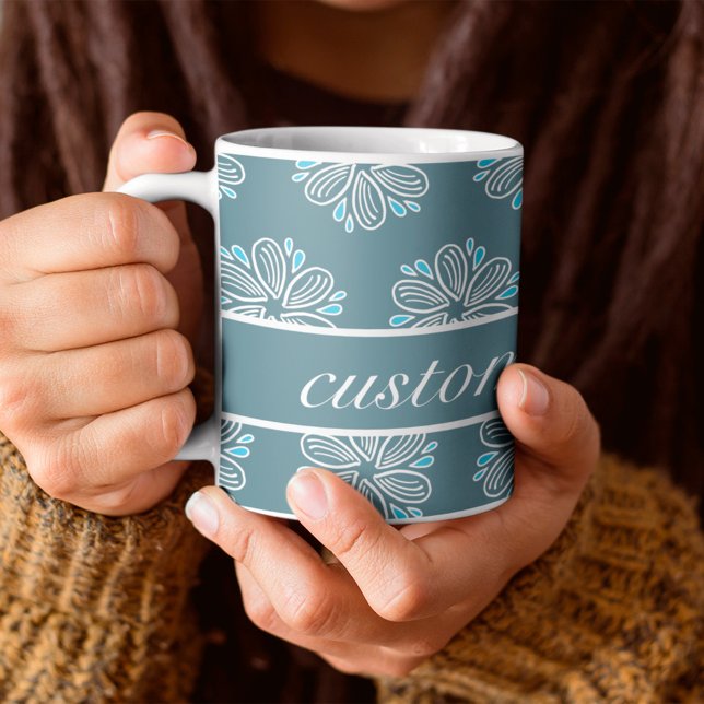 Mug Motif de fleurs en bleu et blanc avec texte (Créateur téléchargé)