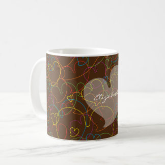 Mug Motif de Réseau de Cœurs Colorés-Marron-Nom