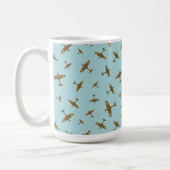 Mug Motif des avions de guerre Spitfire sur Pastel Blu (Gauche)