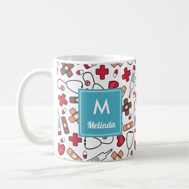 Mug Motif d'infirmière mignonne monogrammé (Gauche)