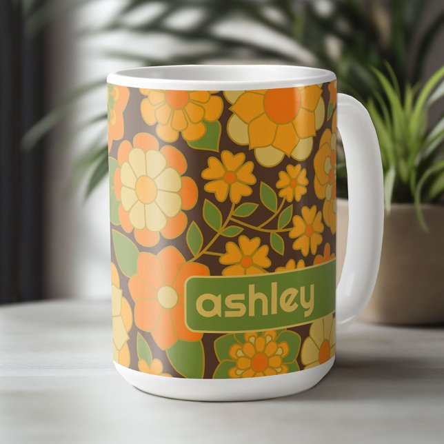 Mug Motif floral tendance rétro avec bloc de nom (Custom Mug - Personalize with Your Name or Initials)