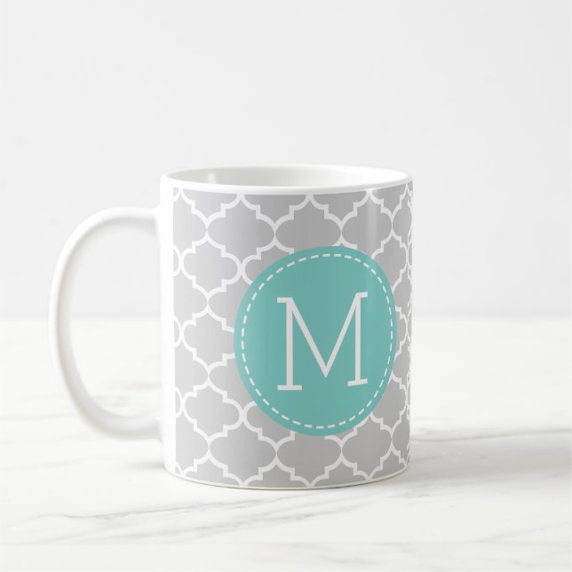 Mug Motif gris du Maroc Quatrefoil avec le monogramme (Gauche)