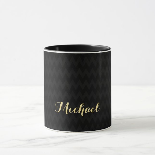 Mug Motif noir moderne Elégant Faux Gold Nom personnal (Centre)