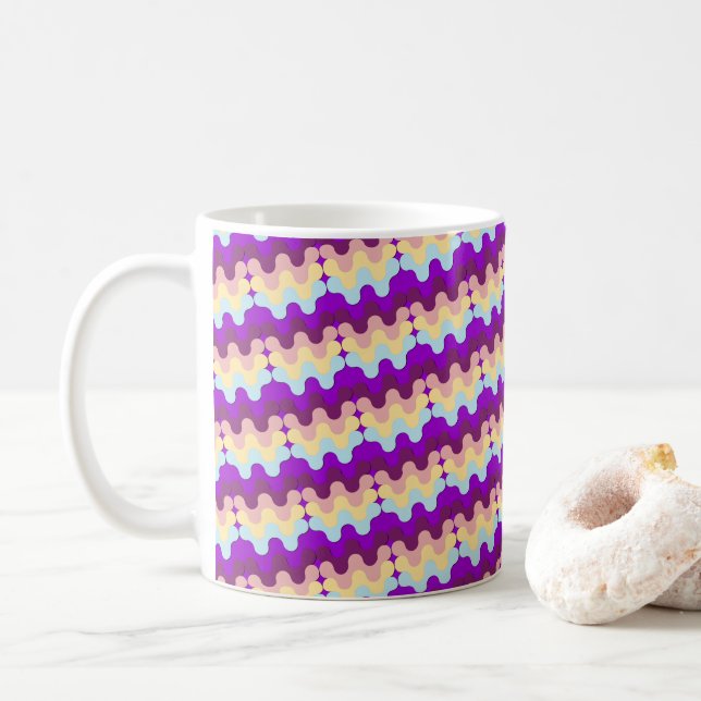 Mug Motif ondulé rétro funky violet et jaune (Avec donut)
