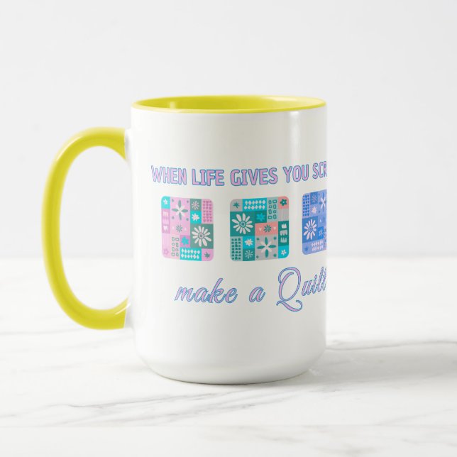 Mug Motif patchwork floral mignon dans des couleurs po (Gauche)