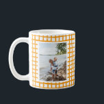 Mug Motif Plaid Jaune moderne tiré 2 Photo<br><div class="desc">Motif plaid jaune,  2 tasse photo.</div>
