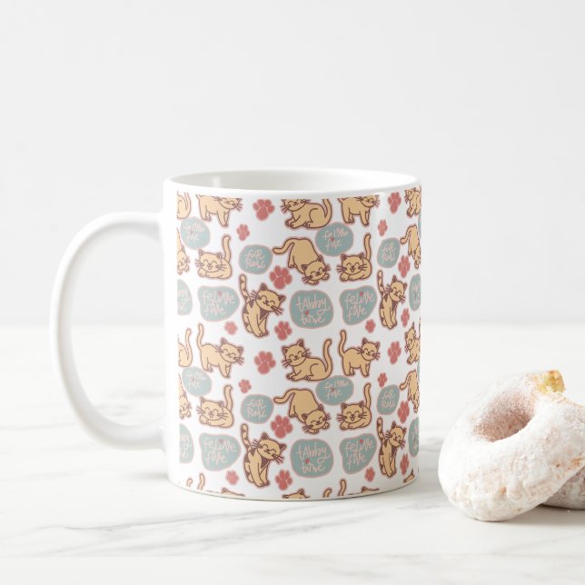 Mug Motif Répété Chat Adorable pour les Amoureux des C (Avec donut)