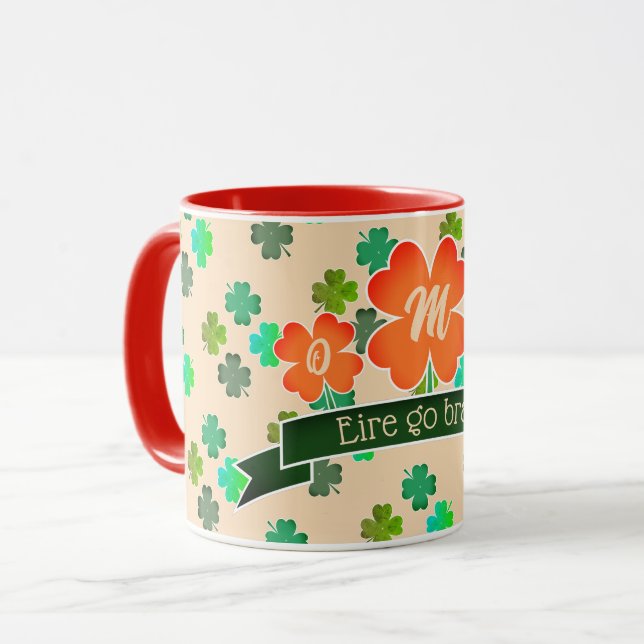 Mug Motif Shamrock de trèfle Monogram sur LIGHT ORANGE (Devant gauche)
