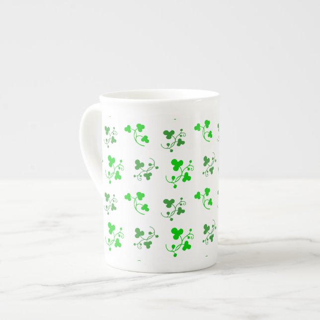 Mug Motif Shamrock vert (Devant gauche)