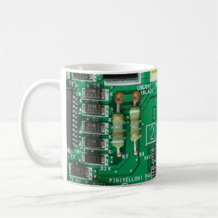 Mug motif vert d'ordinateur de bord de circuit