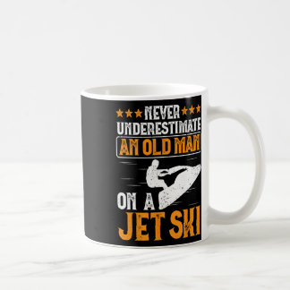 Mug Motomarine Ne sous-estimez jamais un vieil homme s