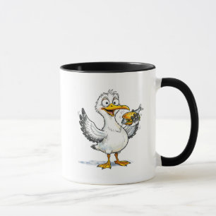Mug Mouette tenant un sandwich de poisson sur la côte