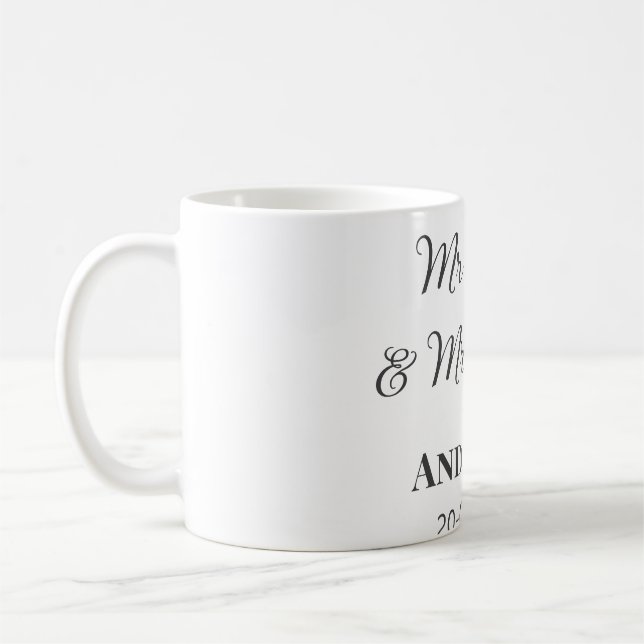 Mug Mr & Mme ajoutent le nom de famille date année cad (Gauche)