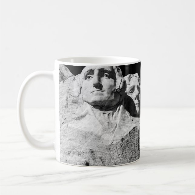 MUG MT. RUSHMORE PENDANT LA JOURNÉE (Gauche)